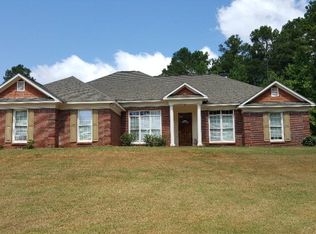 119 Ginn Lake Rd, Ellerslie, GA 31807