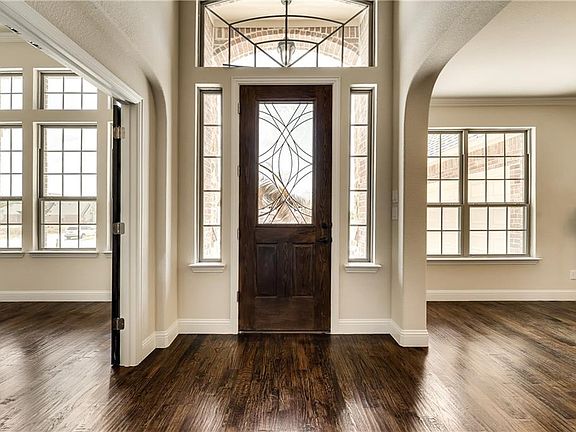 4th image of 5201 Shelter Point Ct