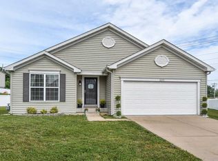 5375 S Bellerieve Ln, Imperial, MO 63052