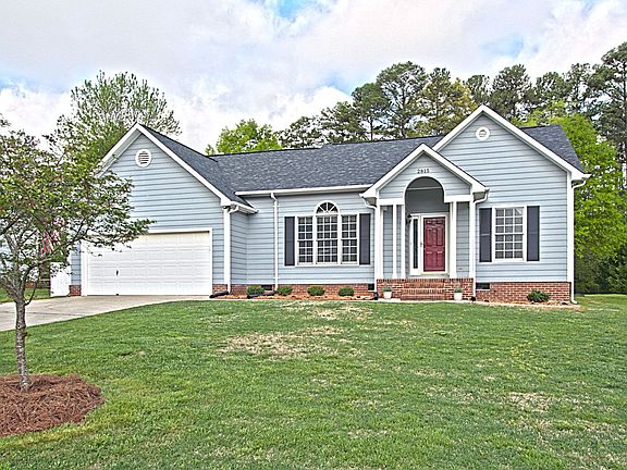 2nd image of 2815 Windsor Chase Dr