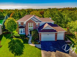 815 Eaton Ln, Lake Villa, IL 60046