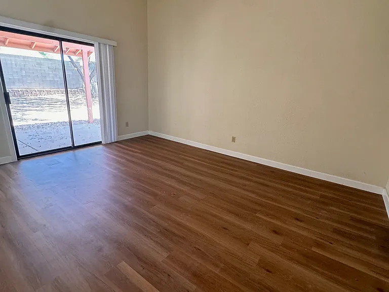 4812 W Bayberry St — Photo 7
