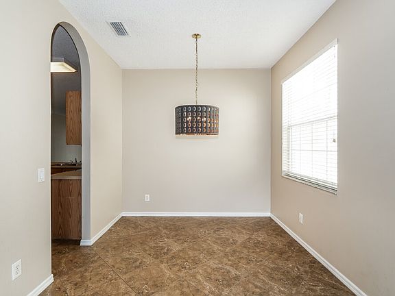 4th image of 1235 Brooke View Dr