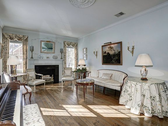 Elegant Living Room