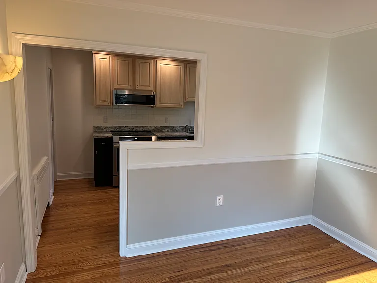 213 Walnut Hill Ln — Photo 6