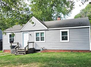 429 Fieldcrest Dr, Pittsburg, KS 66762
