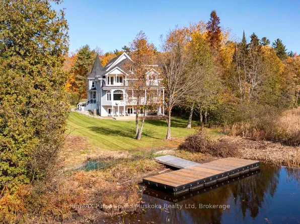 16 Knowles Cres #14, Seguin, ON P0C 1J0