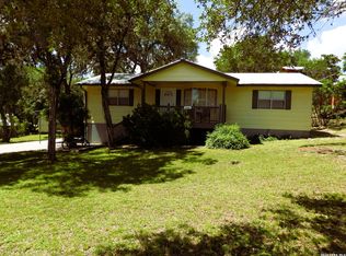 448 White Bass Dr, Lakehills, TX 78063