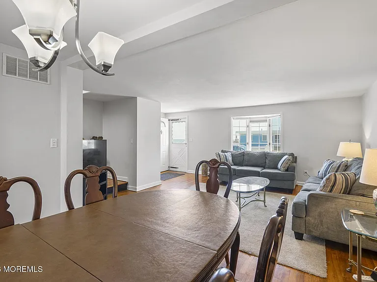 5 Vine Ct — Photo 7
