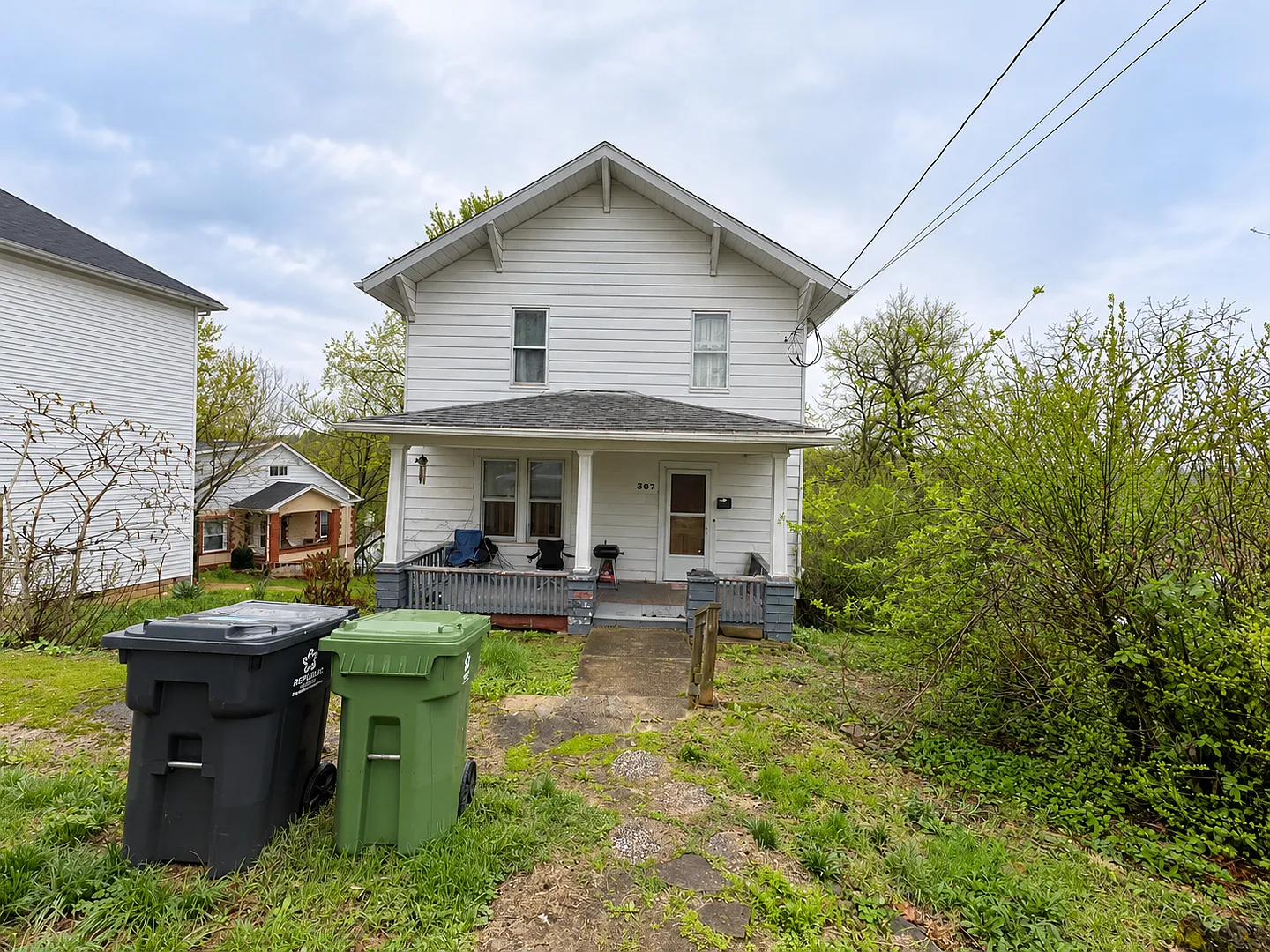 307 Raymond- College Rental — Photo 1