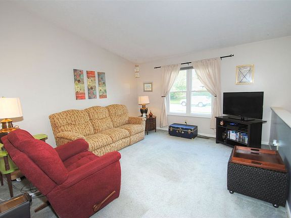 4th image of 3627 Mitten Dr