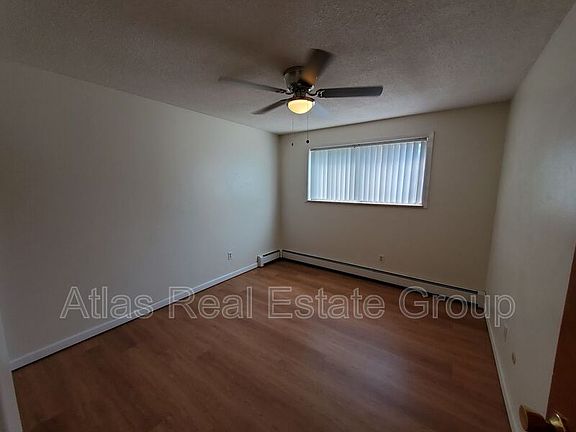 5th image of 908 13th St APT 7