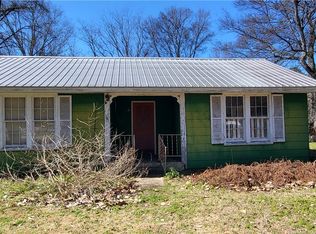 3018 52nd Ct, Tuscaloosa, AL 35401