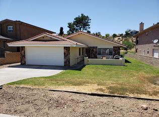 12860 Golf Course Dr, Victorville, CA 92395