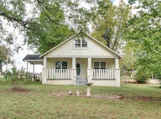 314 Park Ave, Huntsville, AR 72740