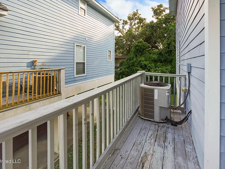 259 Benachi Ave #B — Photo 15