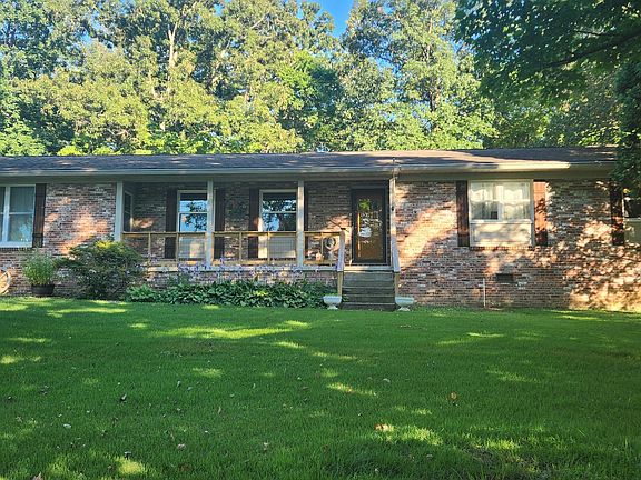 3rd image of 2976 Marvin Cir