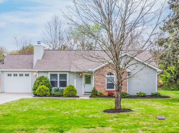 8809 Flintlock Rd, Knoxville, TN 37931