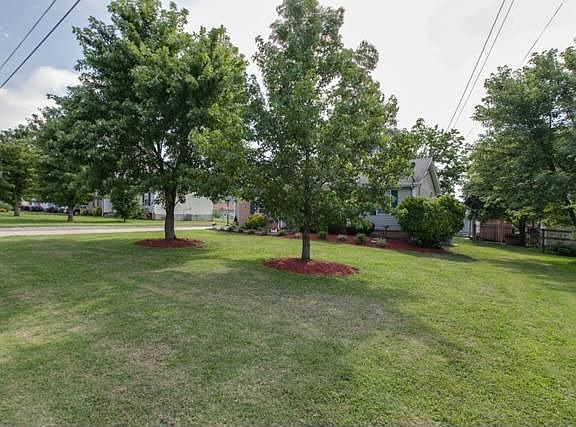 2nd image of 420 Shamrock Dr
