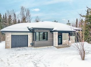 142 Rue Deschambault Mtns, Blanc, QC J0T 2G0