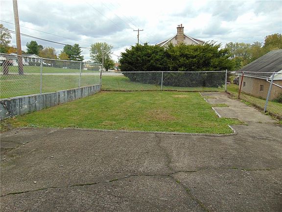 4th image of 2519 W Crawford Ave