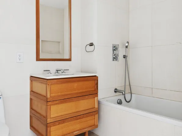 37-14 34th Street image 5 of 5