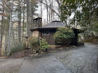 3079 Hebron Rd, Hendersonville, NC 28739