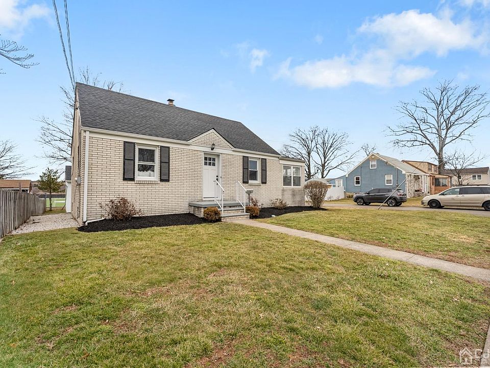 49 Park Ave, Carteret, NJ 07008 | Zillow