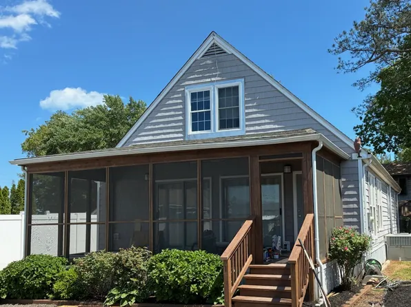 20471 Lincoln St #B, Rehoboth Beach, DE 19971
