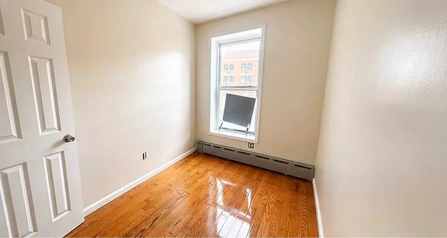 2194 Fulton Street — Photo 4