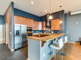 601 E Ogden Ave UNIT 902, Milwaukee, WI 53202