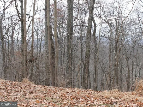 25 James Trl, Gettysburg, PA 17325