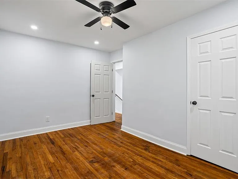 2223 Columbia Dr — Photo 15