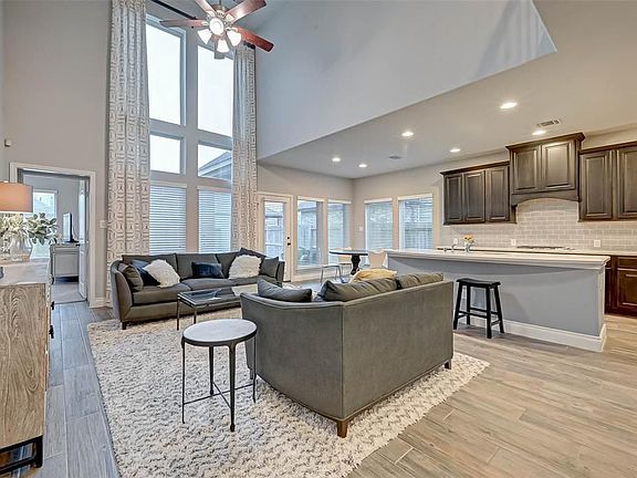 2nd image of 29139 Garden River Ct