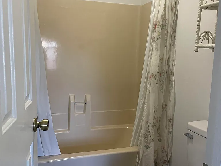 6613 Steeplechase Dr NW — Photo 11