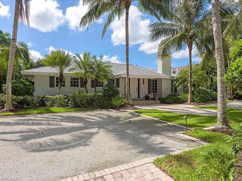 4 bed, 3.0 bath, 2216 sqft, $42,000 — Photo 3