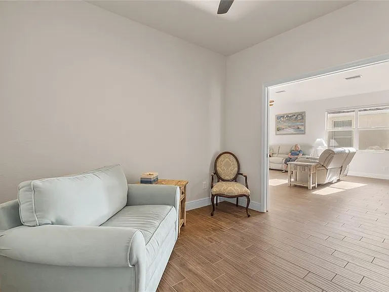 1937 Scarlett Ave — Photo 19