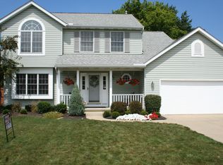 261 Augusta Dr, Elyria, OH 44035