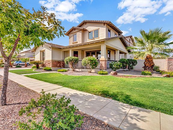 3rd image of 15352 W Aster Dr