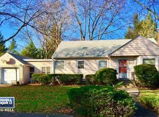 627 S 5th St, Dekalb, IL 60115
