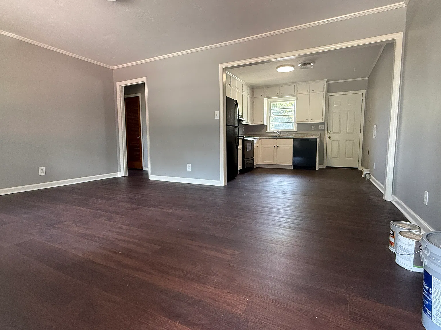 2 bed, 850 sqft, $1,450 — Photo 2