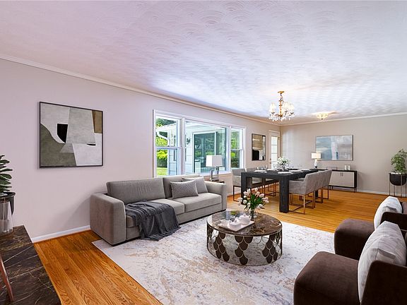 3rd image of 274 Parkview Dr