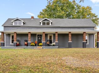 6211 Buzzard Creek Rd, Cedar Hill, TN 37032