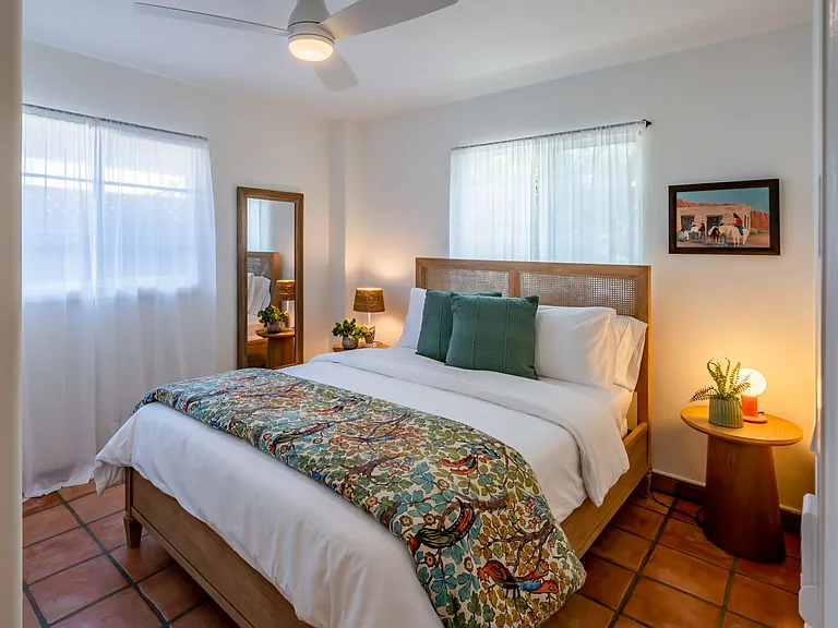 1312 E Gutierrez St #B — Photo 8