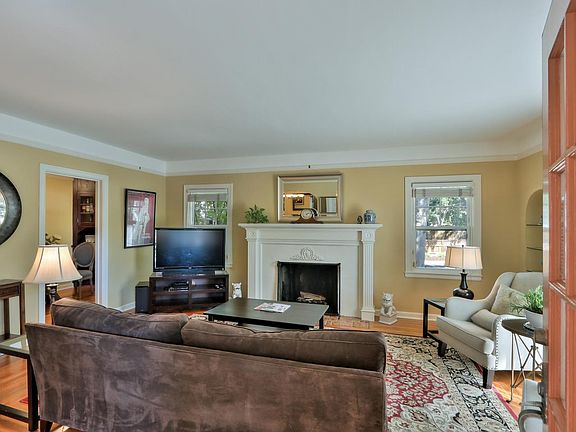 5th image of 1305 Mildred Ave