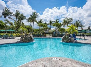 7925 Mahogany Run Ln APT 923, Naples, FL 34113