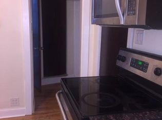2453 W Walton St APT 3F, Chicago, IL 60622
