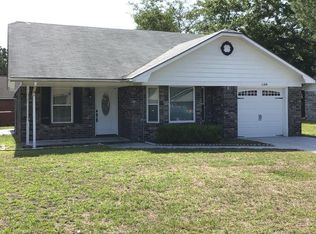 1109 Tomcat Trl, Hinesville, GA 31313