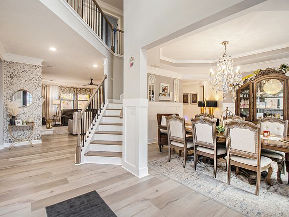 4th image of 4547 Sterling Pointe Dr NW