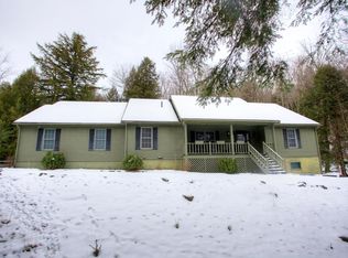 303 Glenwood Dr, Saranac Lake, NY 12983